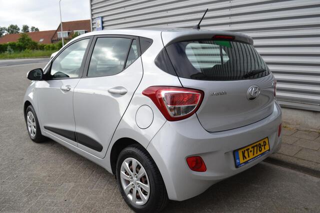 Hyundai I 10 1.0 COMFORT|31.355 KM
