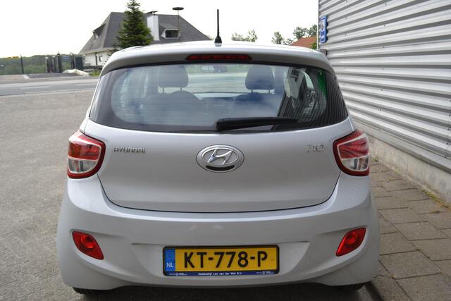 Hyundai I 10 1.0 COMFORT|31.355 KM