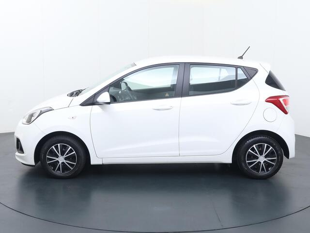 Hyundai I 10 1.0i i-Motion Comfort | Multifunctioneel stuurwiel | Cruise control | Deurvergrendeling | Climate | Navigatie | 5-Deurs | bluetooth |