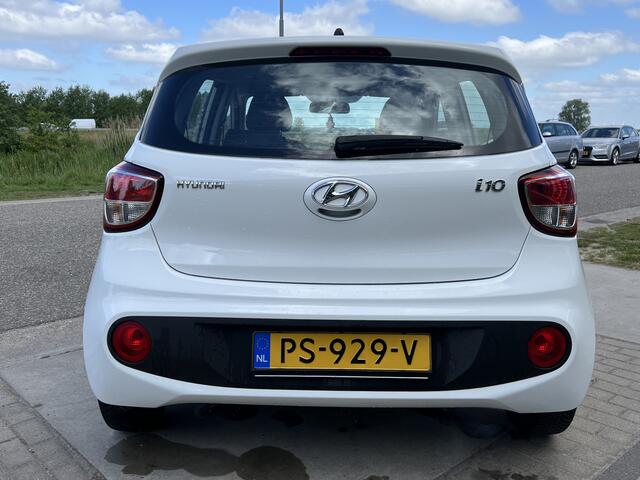 Hyundai I 10 1.0i i-Motion / Elek. Ramen V / Airco / Radio / NAP /