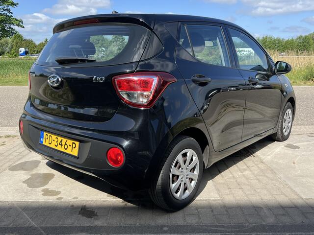 Hyundai I 10 1.0i i-Motion / Elek. Ramen V / Airco / Radio / NAP /