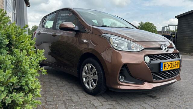 Hyundai I 10 1.0i Comfort NAVI-CRUISE-26000KM-AIRCO