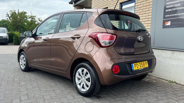 Hyundai I 10 1.0i Comfort NAVI-CRUISE-26000KM-AIRCO