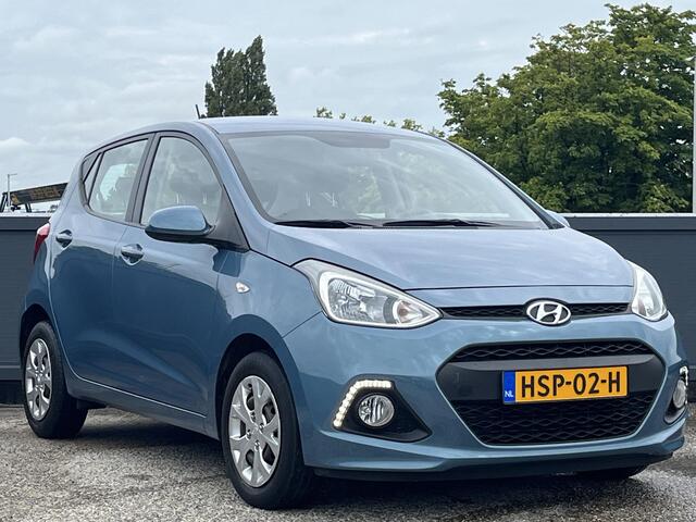 Hyundai I 10 5drs 1.0i Automaat i-Motion Comfort | Lage kmstand | LED dagrijverlichting | Bumpers in kleur | Usb aansluiting |