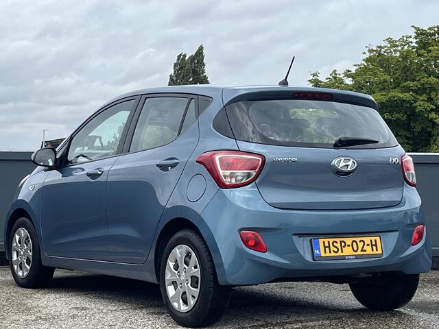 Hyundai I 10 5drs 1.0i Automaat i-Motion Comfort | Lage kmstand | LED dagrijverlichting | Bumpers in kleur | Usb aansluiting |