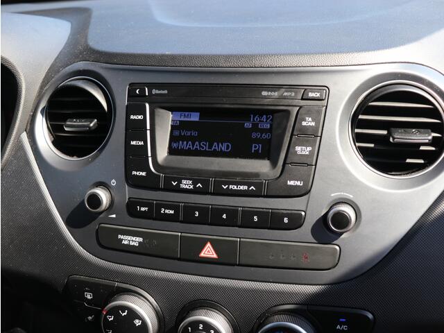 Hyundai I 10 1.2i I Airco I Stoelverwarming I Cruise Control