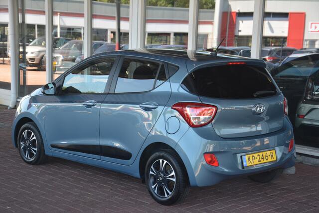 Hyundai I 10 1.0i i-Motion Go! 2016 Nederlandse auto 1e eigenaar 161612 NAP ecc navigatie lmv verstralers cv