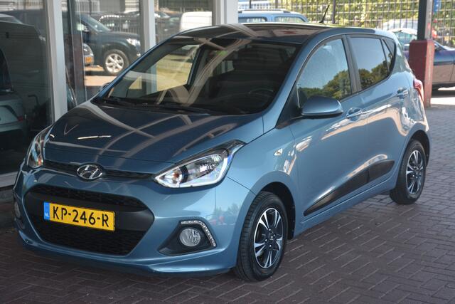 Hyundai I 10 1.0i i-Motion Go! 2016 Nederlandse auto 1e eigenaar 161612 NAP ecc navigatie lmv verstralers cv