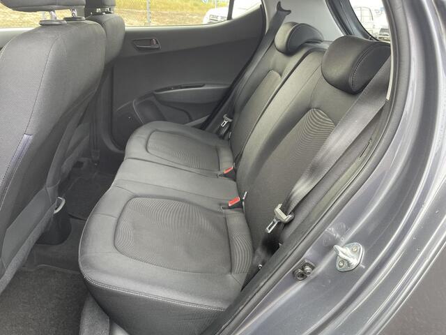 Hyundai I 10 1.0i Comfort **CRUISE CONTROL/ AIRCO/ 36 MAANDEN GARANTIE**