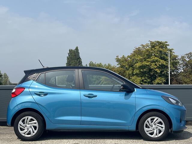 Hyundai I 10 5drs 1.0 Comfort | Contrasterend dakkleur | Multimedia Apple Carplay & Android Auto | Lage kmstand |