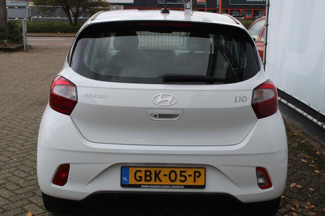 Hyundai I 10 1.0 Comfort Smart Parkeer camera l Navigatie l Cruise control l Apple carplay/ Android auto l Bluetooth