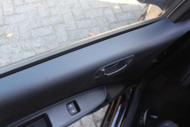 Hyundai I 10 1.0i i-Motion Airco l Radio