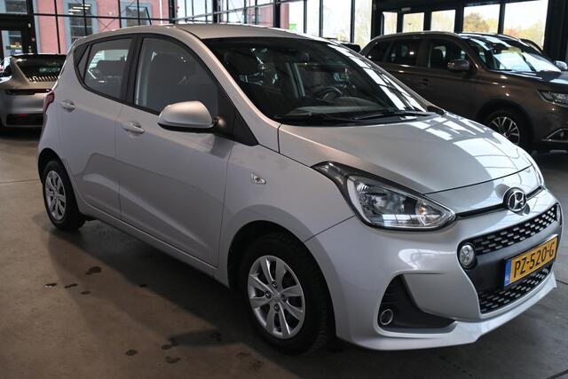 Hyundai I 10 1.0i Comfort Airco Navigatie LED Elektrisch Pakket! Inruil Mogelijk!