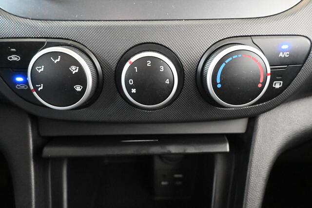 Hyundai I 10 1.0i Comfort Airco Navigatie LED Elektrisch Pakket! Inruil Mogelijk!