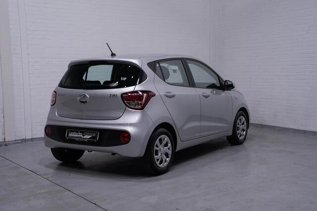 Hyundai I 10 1.0i Trend Collor-edition Airco Cruise Stoel- en stuurverwarming