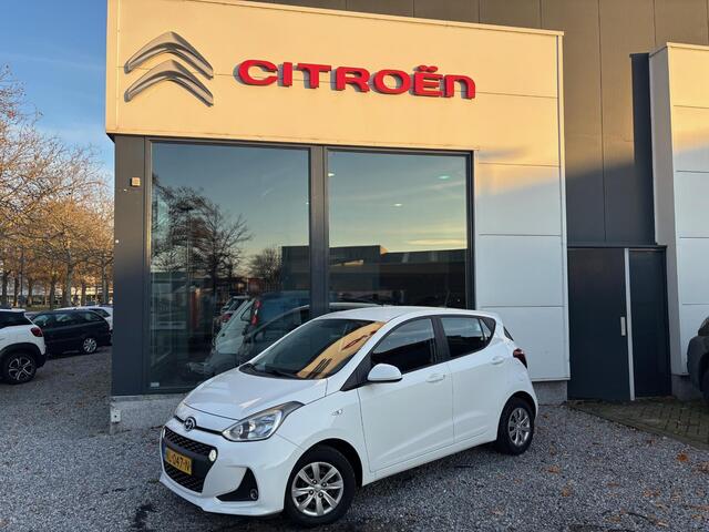 Hyundai I 10 1.0i Go! 2017 | Apple Carplay/Android auto! | Rijklaar geleverd incl 12 maanden BOVAG garantie! |