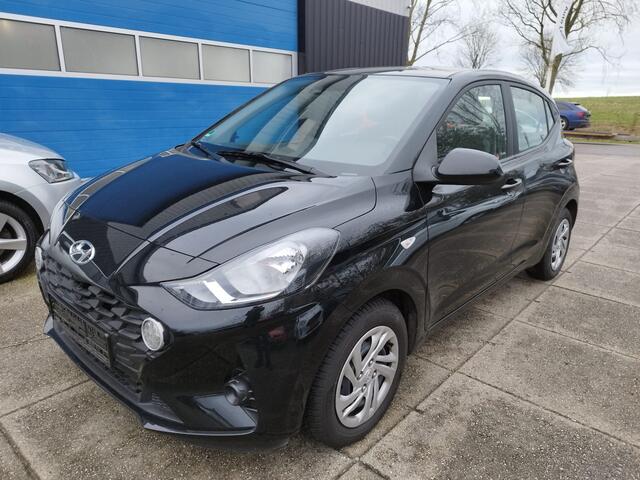 Hyundai I 10 1.0 ** 3 STUKS ** Comfort Automaat ** Carplay ** NAVI ** Stoelverwarming ** Cruise ** Airco **
