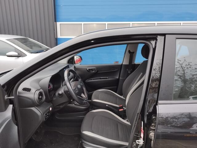 Hyundai I 10 1.0 ** 3 STUKS ** Comfort Automaat ** Carplay ** NAVI ** Stoelverwarming ** Cruise ** Airco **