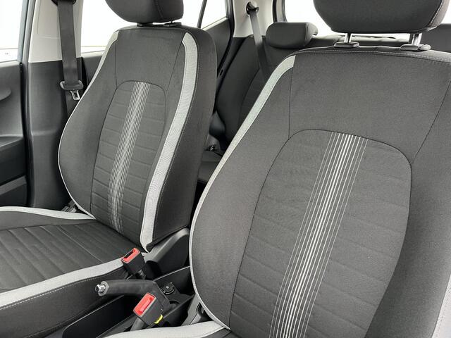 Hyundai I 10 1.0i AT Comfort Limited / ruim uit voorraad leverbaar / automaat / Apple Carplay/Android Auto / achteruitrijcamera /