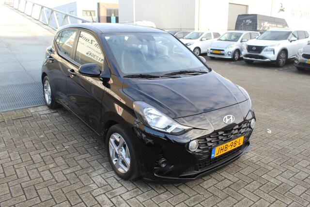 Hyundai I 10 1.0 Comfort Smart 5-zits Automaat/Cruise control/Bluetooth/Parkeersensoren/Stoelverwarming/Stuurverwarming/Airco/Licht metalen velgen