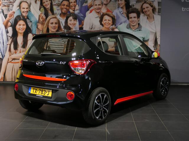 Hyundai I 10 1.0i Comfort All seasons - Cruise - Radio - Elektrische ramen