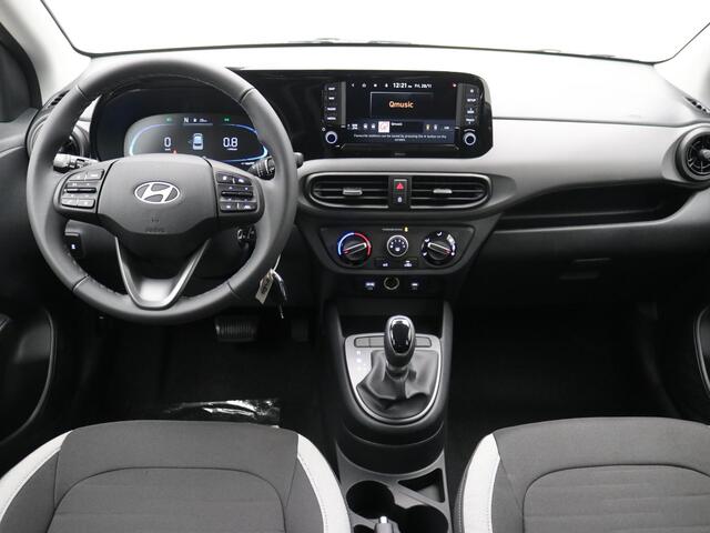 Hyundai I 10 1.0 AUTOMAAT Comfort Limited / ¤ 1.250,- Voordeel op de nieuwprijs / Prijs is rijklaar / Direct Leverbaar / Navigatie / Camera / Apple Carplay & Anroid Auto / Bluetooth / Airco /