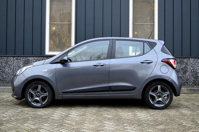 Hyundai I 10 1.0i Comfort Rijklaarprijs-Garantie Navigatie Airco LM Velgen Apple carplay
