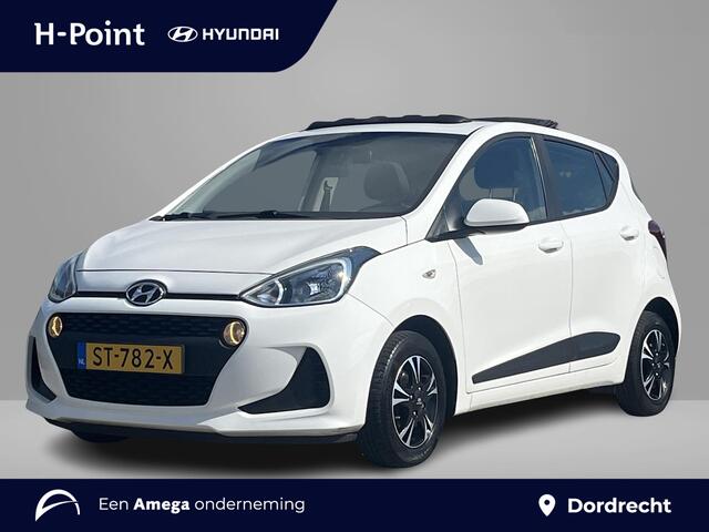 Hyundai I 10 1.0i Comfort | Schuifdak-Vouwdak| Navigatiesysteem & Apple Carplay-Android Auto | Lichtmetalen velgen | Parkeersensoren | Lage kmstand | Volledig dealer onderhouden |