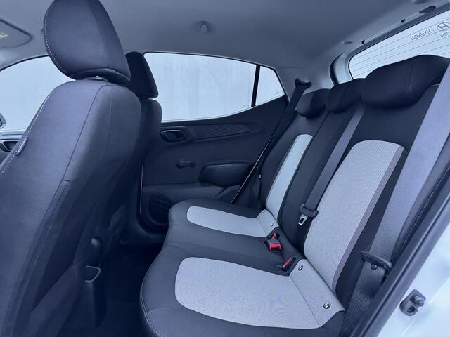 Hyundai I 10 Comfort Automaat / Airco / Multimedia Radio & Bluetooth / Elektrische Ramen voor / Centrale Deur Vergrendeling / DAB /