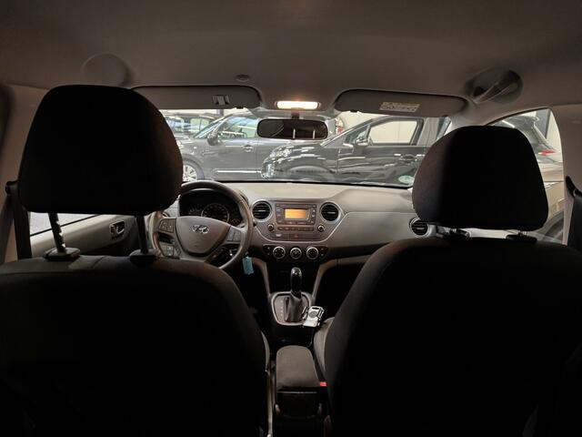 Hyundai I 10 1.0i Comfort 5p / origineel 8854KM / AUTOMAAT / AIRCO / STOEL EN STUURVERWARMING /
