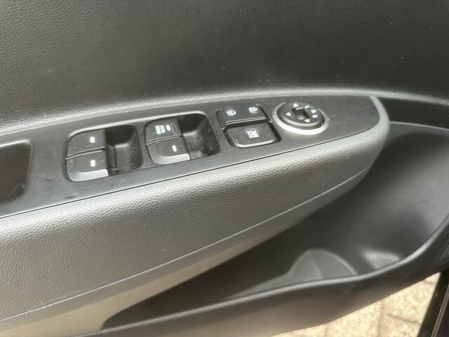 Hyundai I 10 1.0i Comfort / Carplay / 52.000km NAP / Cruise