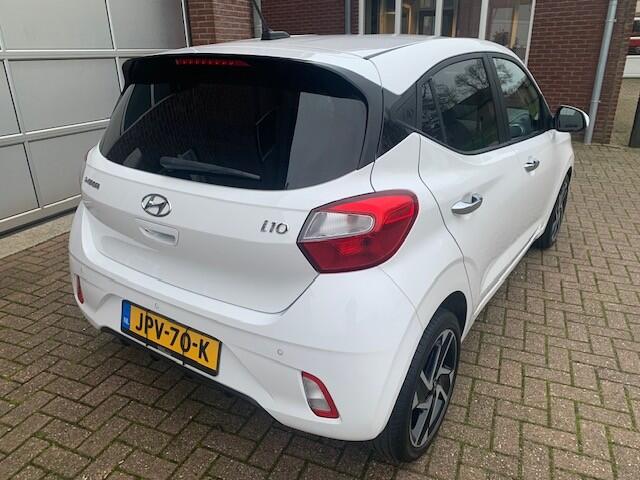 Hyundai I 10 1.0 Premium Camera / Verwarmd stuur-stoelen / Navigatie