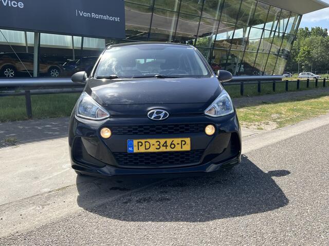 Hyundai I 10 1.0i i-Motion / Elek. Ramen V / Airco / Radio