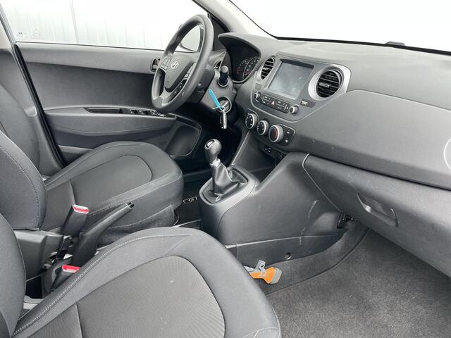 Hyundai I 10 1.0i Comfort / Navigatie / Cruise control / Airco / Telefoon / Elektrisch bedienbare ramen + spiegels.