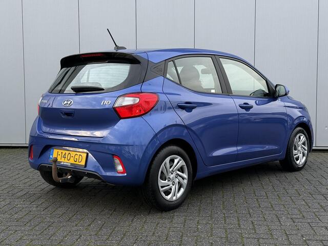 Hyundai I 10 1.0 Premium / 1e eig. / Navigatie / Camera achter / Parkeersensoren achter / Climate Control / Fietsdrager montagesysteem /