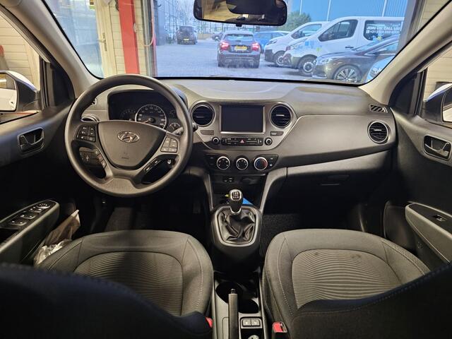 Hyundai I 10 1.0i Comfort | Geen import | Navigatie | Cruise