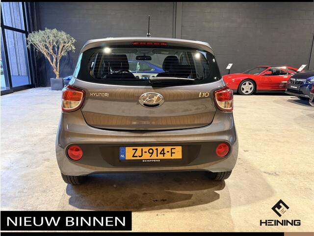 Hyundai I 10 1.0i Comfort. Airco. Cruise-control. 70000 KM met NAP.