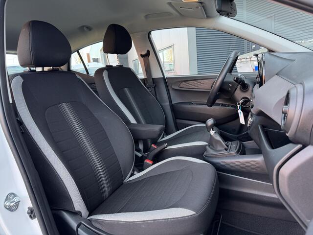 Hyundai I 10 1.0 Comfort Smart | Navigatie | Camera | Airco | Cruise Control | Apple Carplay/Android Auto | DAB | Bluetooth Tel. | Rijklaarprijs!