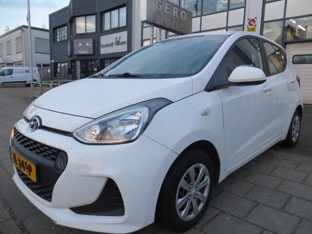 Hyundai I 10 1.0i Comfort rijdbare schade !!! airco ,cruise ,elek pakket