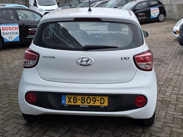 Hyundai I 10 1.0i i-Drive 5 DRS CV BOARDCOMPUTER KM STAND