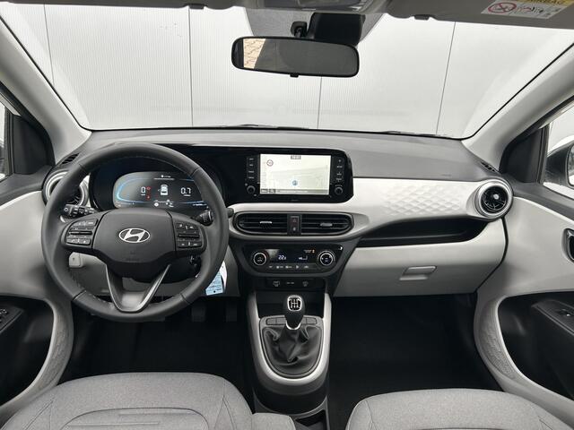 Hyundai I 10 1.0 Premium / 1500 Voordeel / Snel Uit Voorraad Leverbaar / Navigatie / Cruise Control /