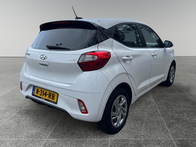 Hyundai I 10 5drs 1.0 67pk Comfort | APPLE CARPLAY & ANDROID MULTIMEDIASYSTEEM | ARMSTEUN | CRUISECONTROL | 1STE EIGENAAR |