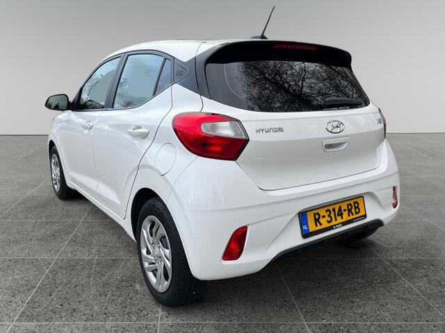 Hyundai I 10 5drs 1.0 67pk Comfort | APPLE CARPLAY & ANDROID MULTIMEDIASYSTEEM | ARMSTEUN | CRUISECONTROL | 1STE EIGENAAR |