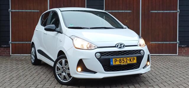 Hyundai I 10 1.0i Comfort 5p. Carplay, Stoel+stuur verwarming, Nieuwe APK