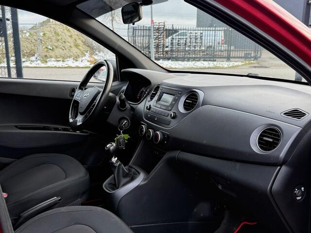 Hyundai I 10 1.2 Passion | Airco | Stoel/Stuurverw. | Alu velgen | Bluetooth | DAB | 4 cilinder