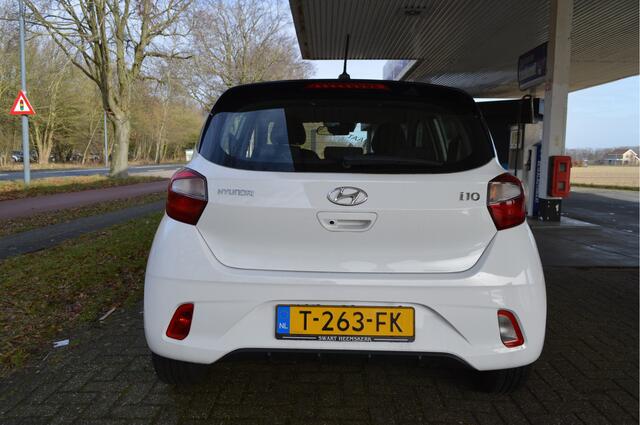 Hyundai I 10 1.0 Bi-Tone Smart 5-zits | Automaat | Apple-Android | Cruise C.