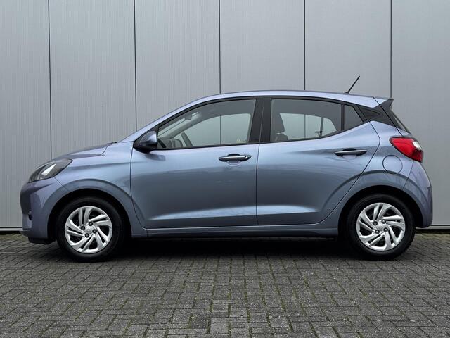 Hyundai I 10 1.0 Comfort Smart / 1e eig. / Navigatie / Achteruitrij camera / NL auto / Fabrieksgarantie t/m 11-2028 /