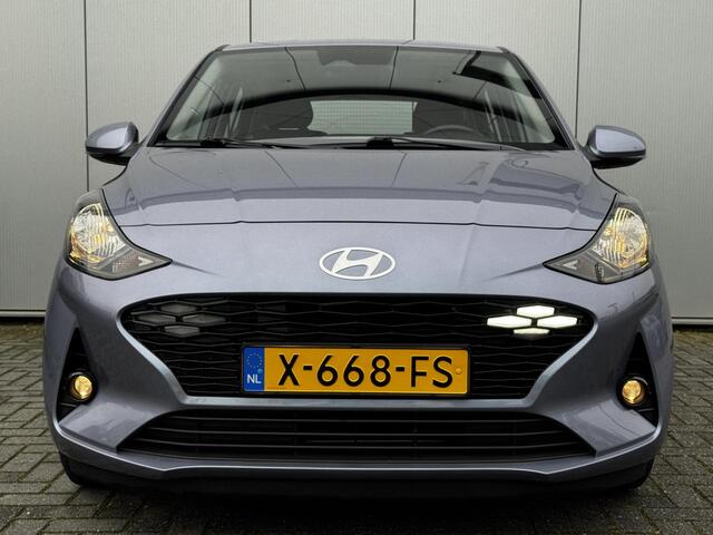 Hyundai I 10 1.0 Comfort Smart / 1e eig. / Navigatie / Achteruitrij camera / NL auto / Fabrieksgarantie t/m 11-2028 /