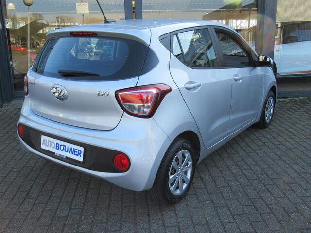 Hyundai I 10 1.0i Go! 2017 2e eigen | dealer onderh | Navi | Cruise | LED | Clima