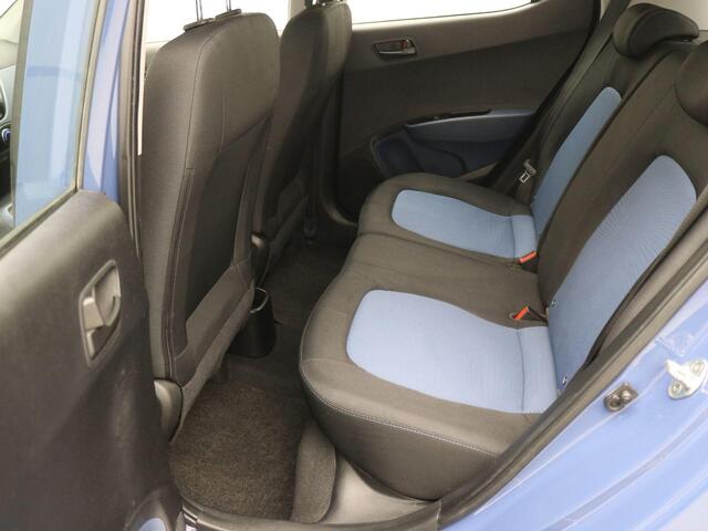 Hyundai I 10 1.0i i-Motion Comfort / All Seasonbanden / Airco Climate Control / Apple CarPlay & Android Auto / Cruise Control / Dealer Onderhouden / Elektrische ramen voor & achter /